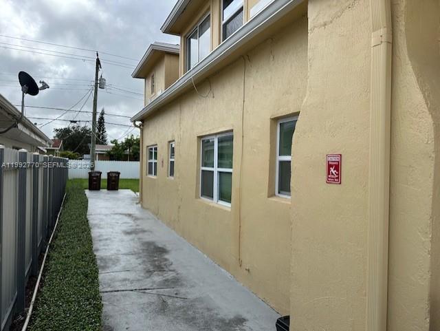 HIALEAH 4TH ADDN - Residential Lease