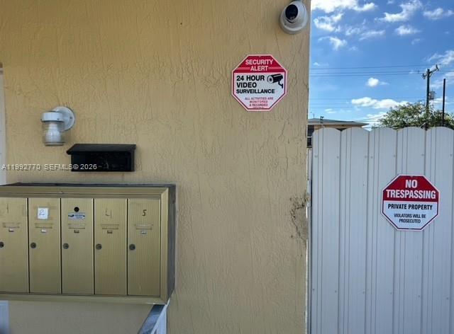 HIALEAH 4TH ADDN - Residential Lease