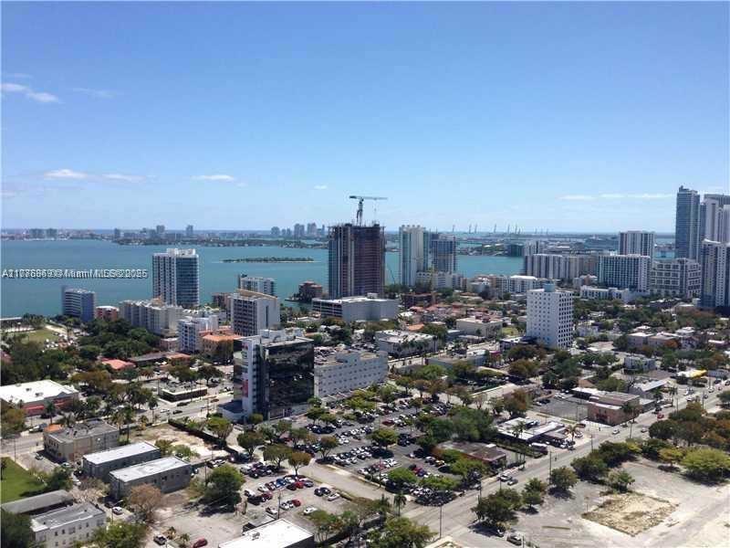 FOUR MIDTOWN MIAMI CONDO - Residential