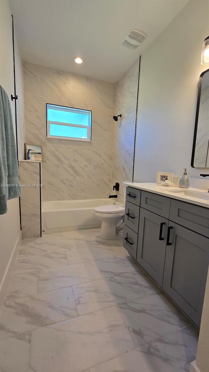 PORT MALABAR UNIT 24 - Residential Lease