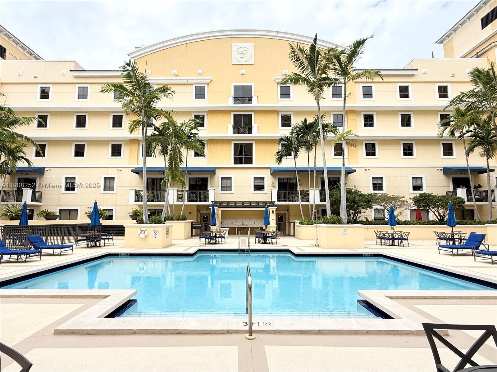 COLONNADE AT DADELAND SE - Residential