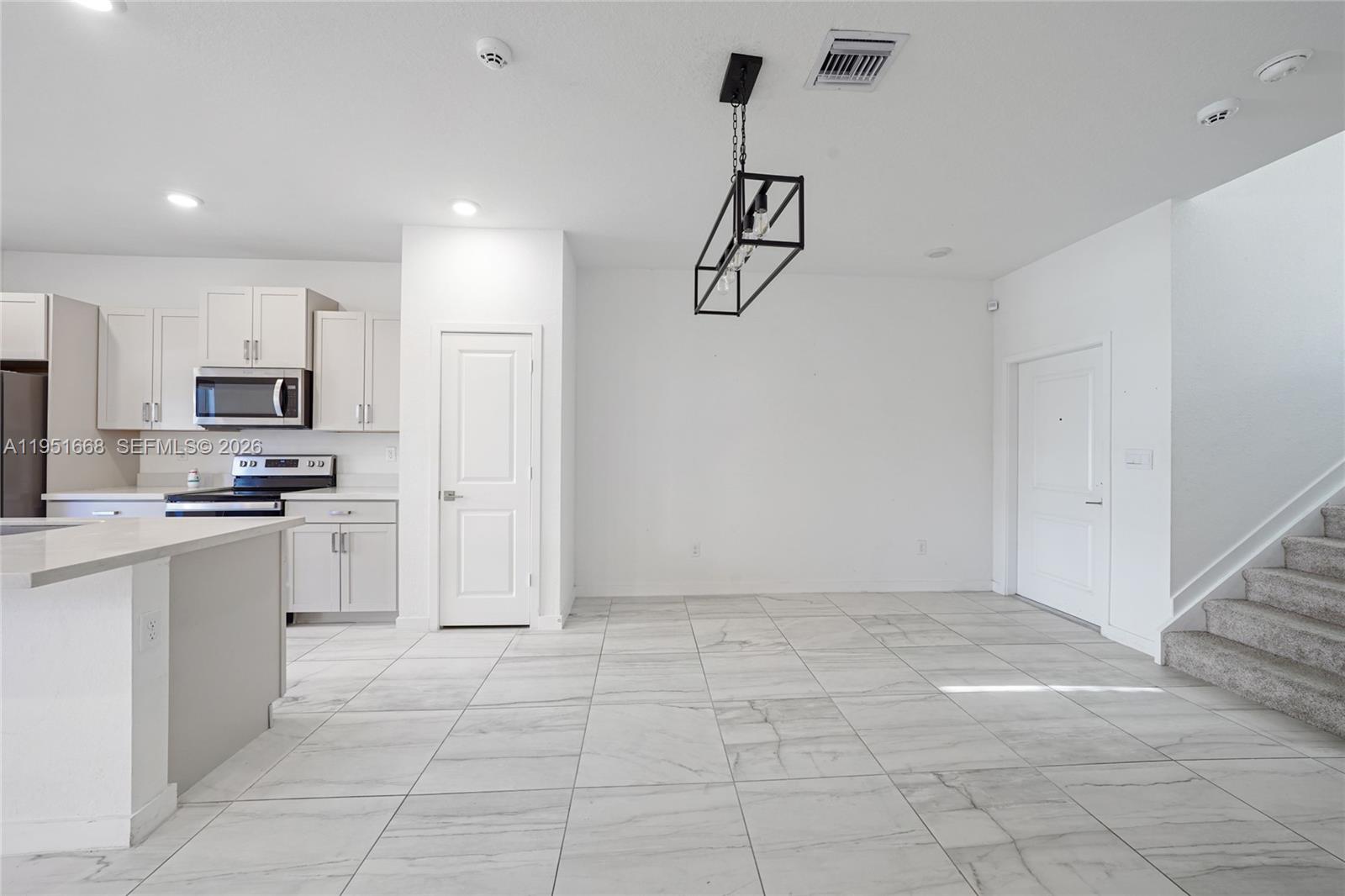 CEDAR AT KEYS GATE - Residential