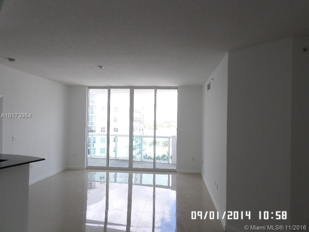 360 CONDOMINIUM - Residential Lease