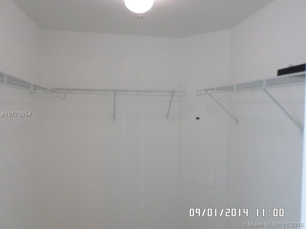 360 CONDOMINIUM - Residential Lease