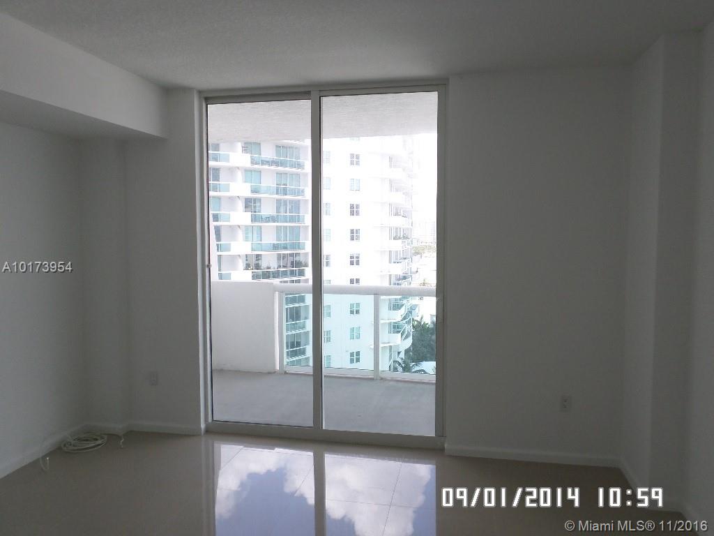 360 CONDOMINIUM - Residential Lease