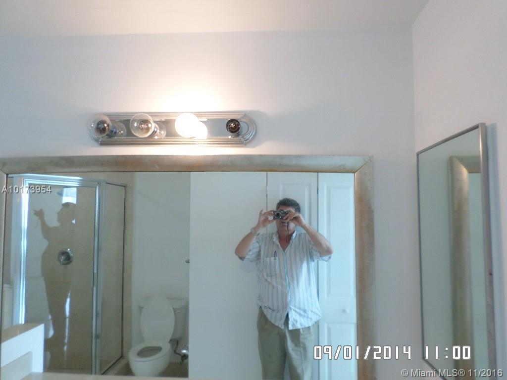 360 CONDOMINIUM - Residential Lease