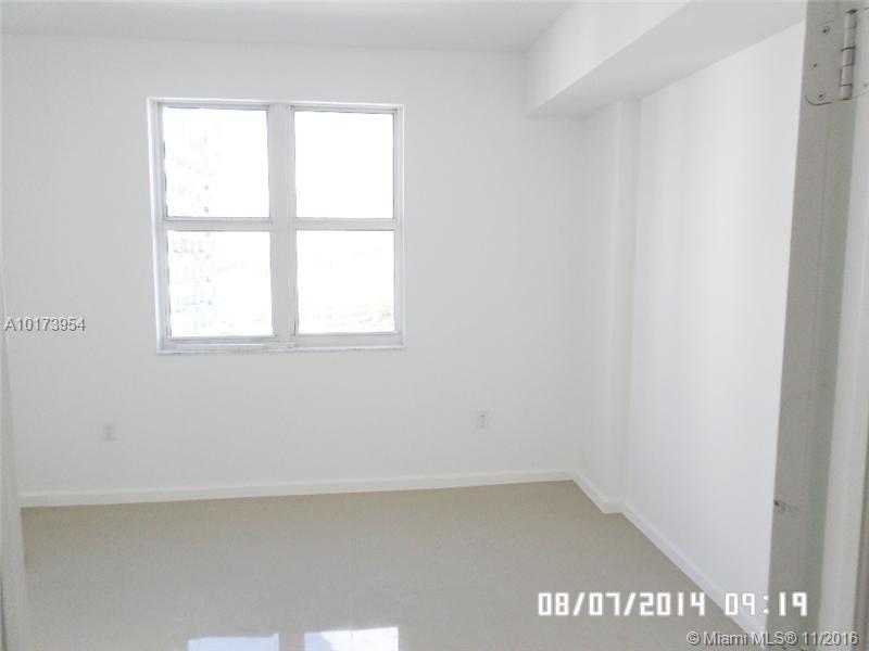 360 CONDOMINIUM - Residential Lease