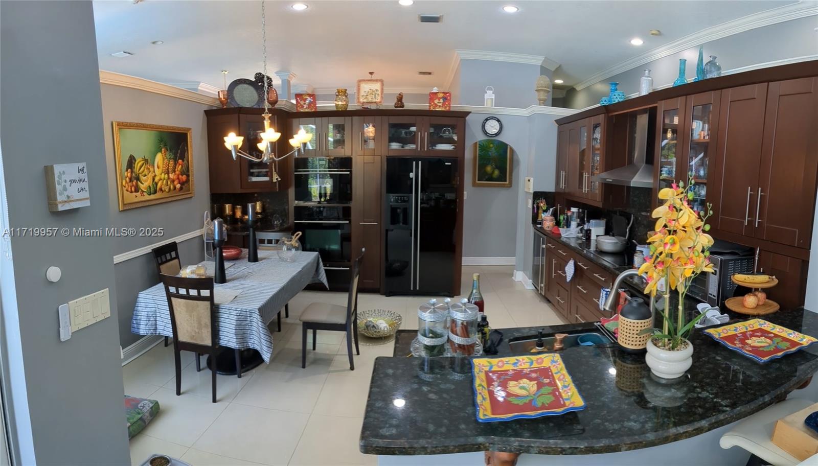 FAIRWAYS SOUTH - Residential