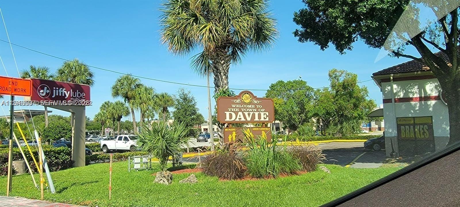 SUNDANCE AT DAVIE CONDO - Residential