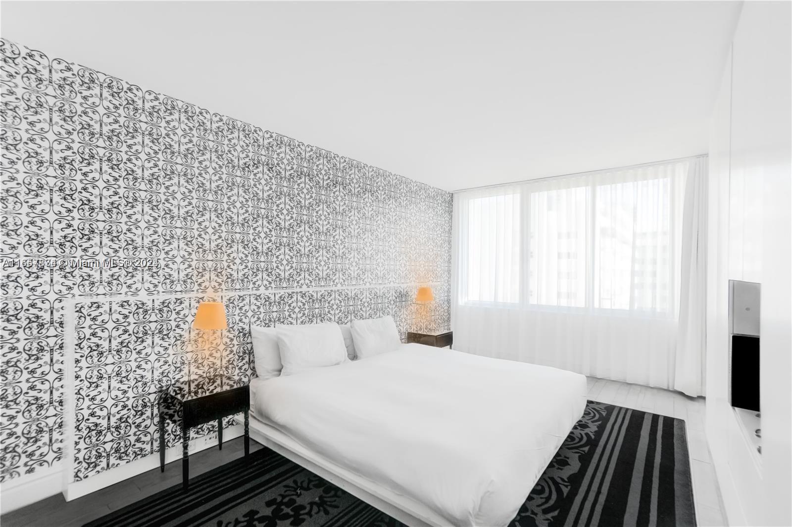 1100 WEST CONDO - Residential Lease