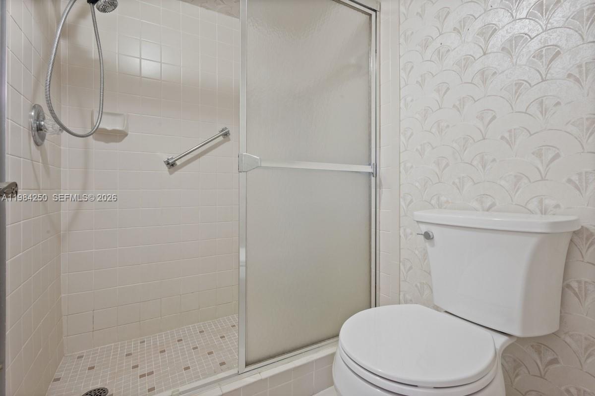 LAKES OF CARRIAGE HILLS - Residential