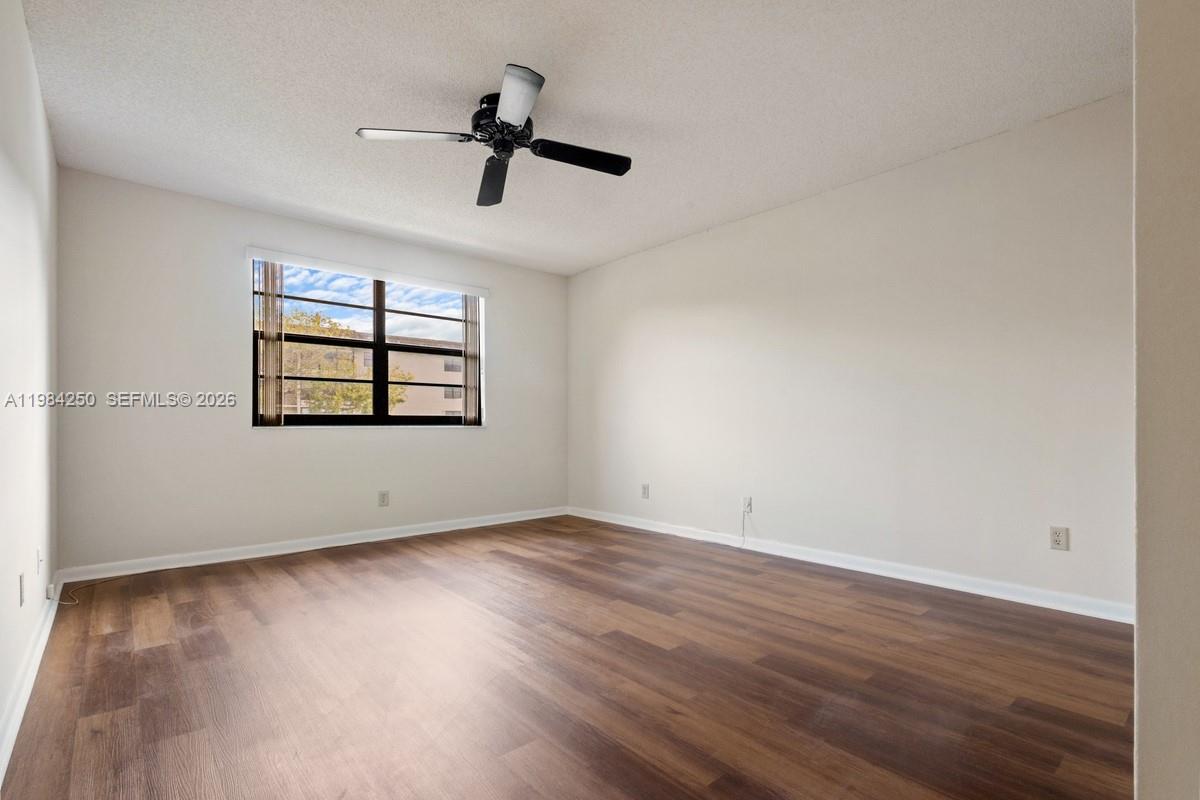 LAKES OF CARRIAGE HILLS - Residential