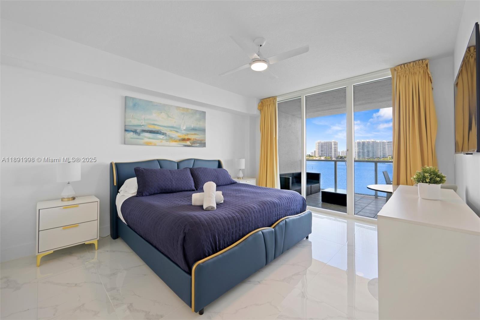 MARINA BAY CLUB CONDO HOT - Residential Lease