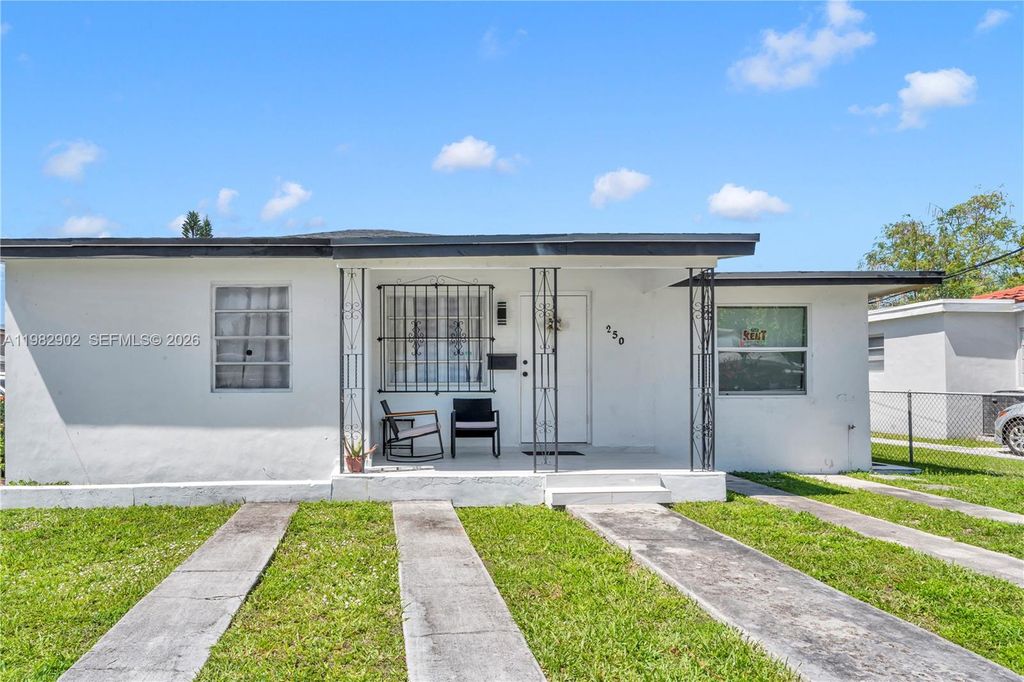 Photo of 250 NW 34th Ave, Miami, FL 33125 (MLS # A11982902)