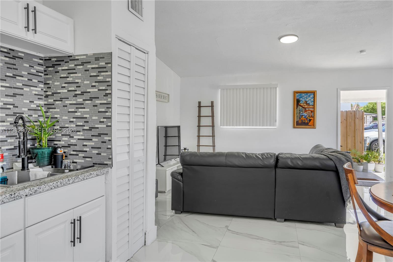 TWELFTH ST MANORS - Residential Income