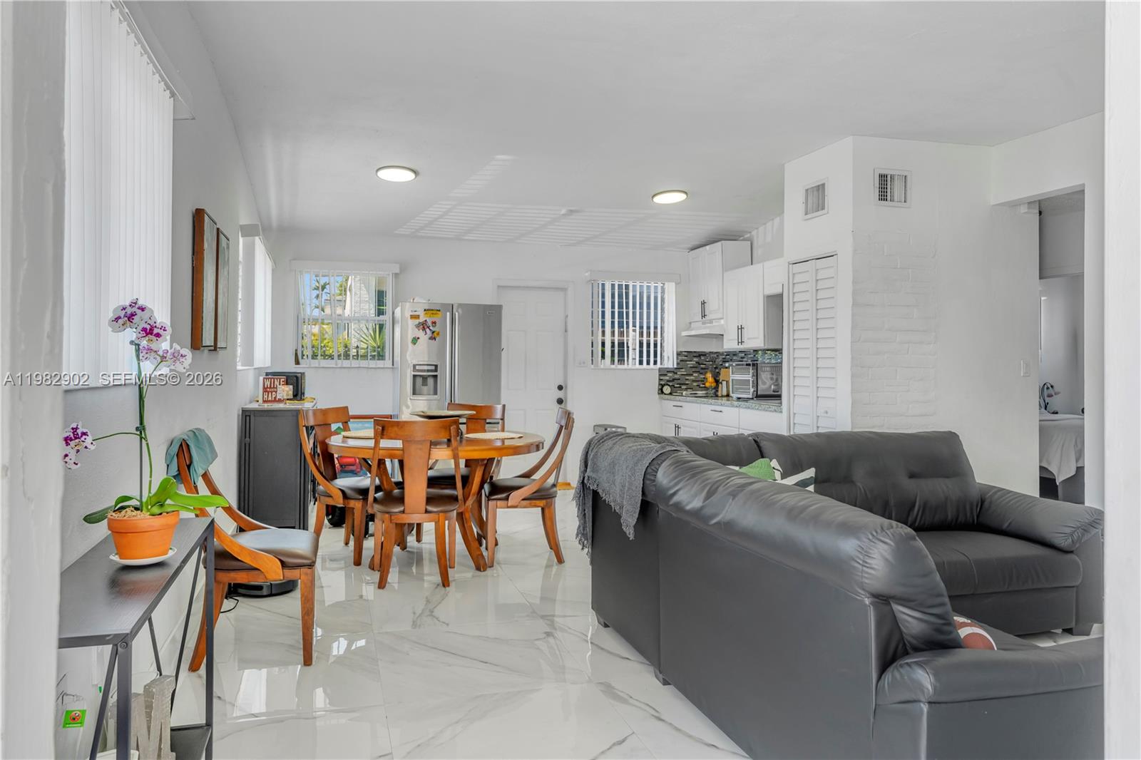 TWELFTH ST MANORS - Residential Income