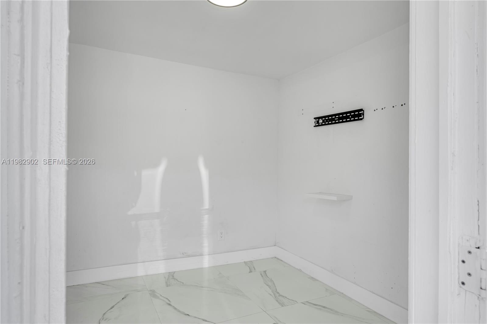 250 NW 34th Ave