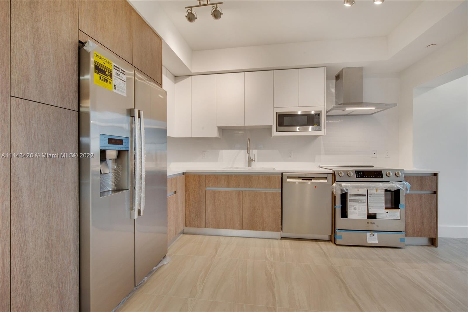 C GAB DOUGLAS SEC - Residential Lease