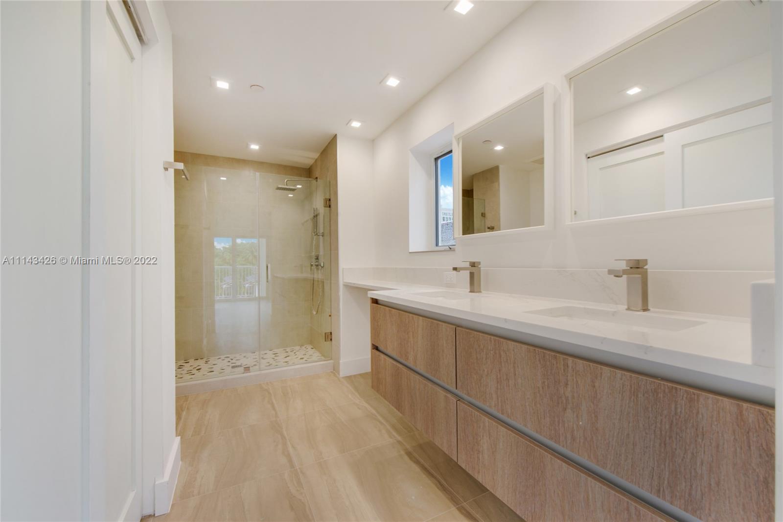 C GAB DOUGLAS SEC - Residential Lease