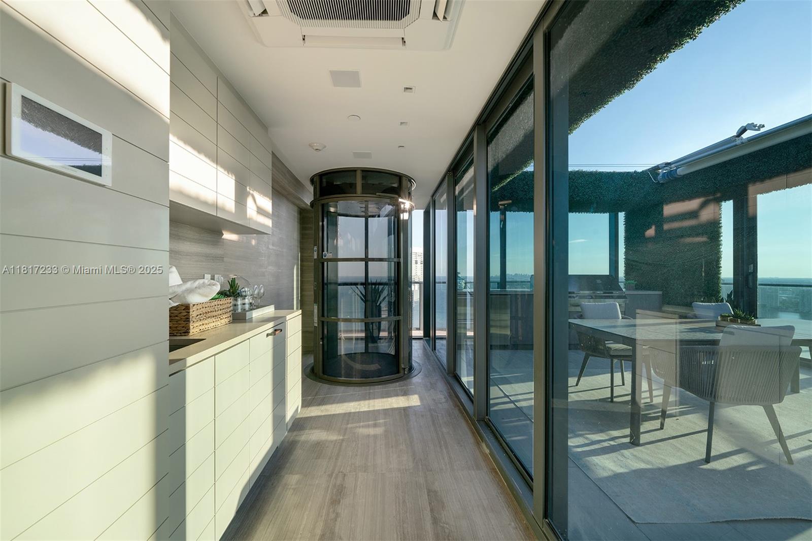 REGALIA CONDO - Residential