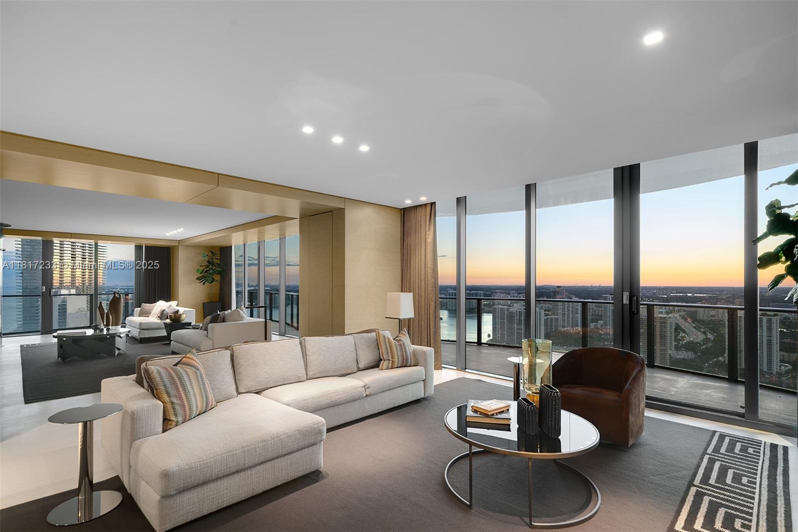 REGALIA CONDO - Residential
