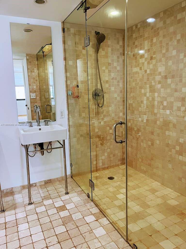 THE BELMONT CONDO - Residential Lease