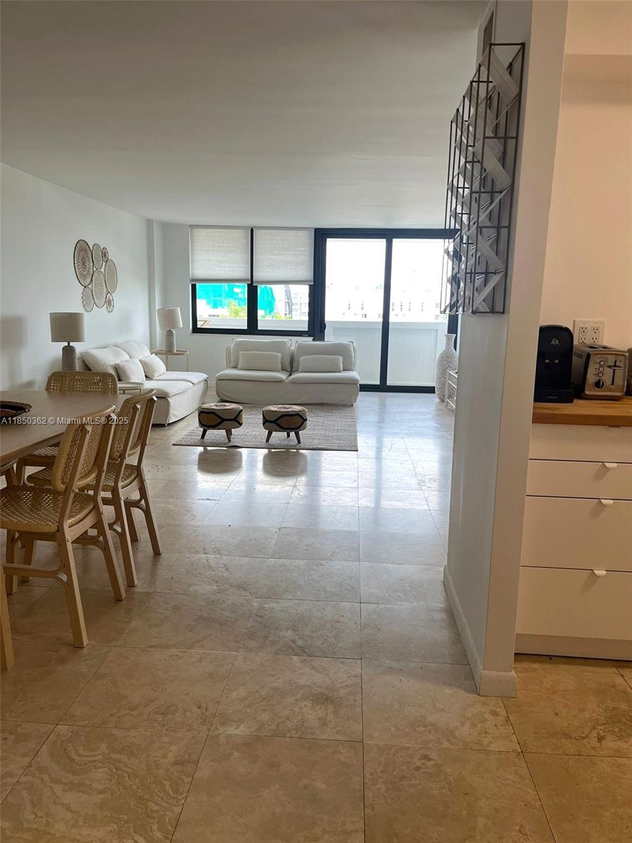 THE BELMONT CONDO - Residential Lease