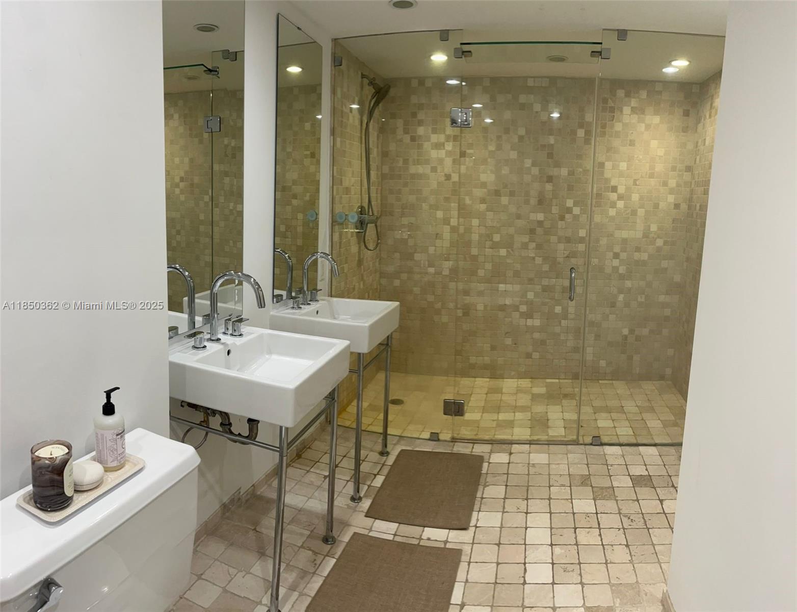 THE BELMONT CONDO - Residential Lease