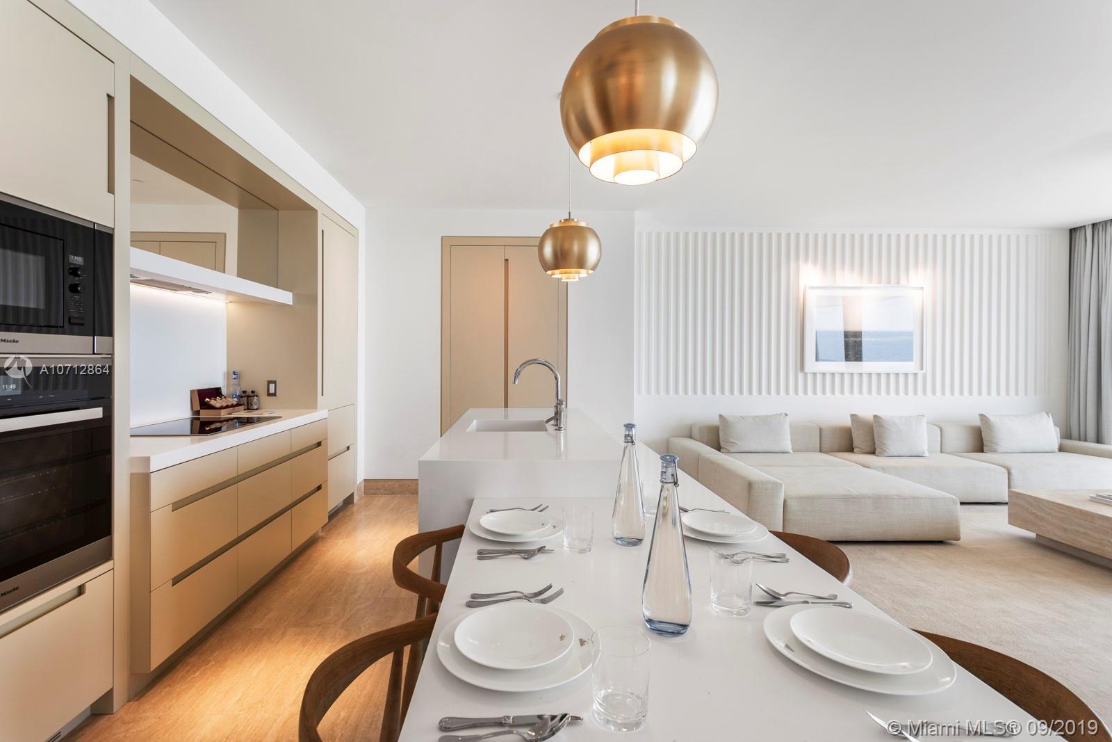 Surf Club Four Seasons - Residential