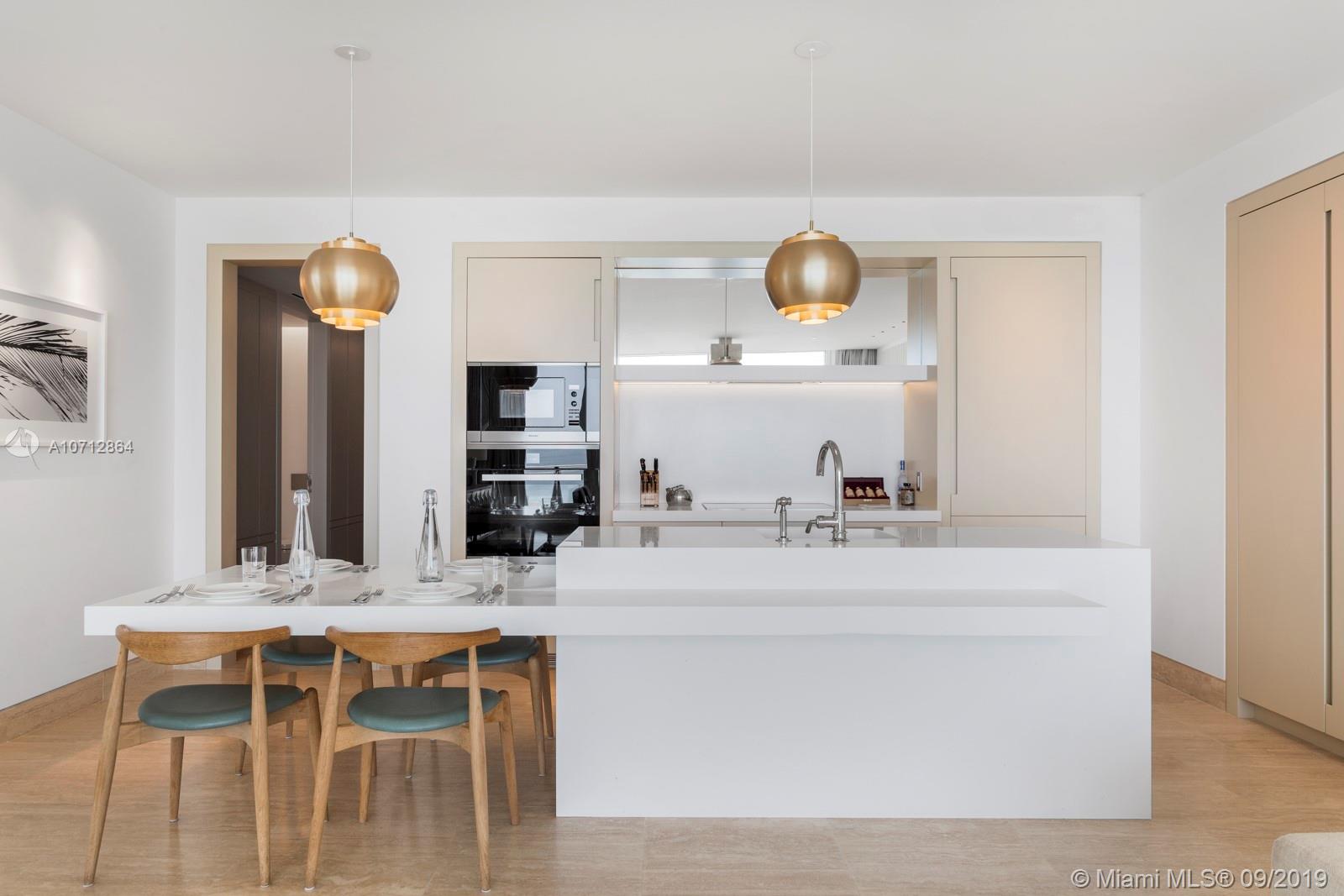 Surf Club Four Seasons - Residential