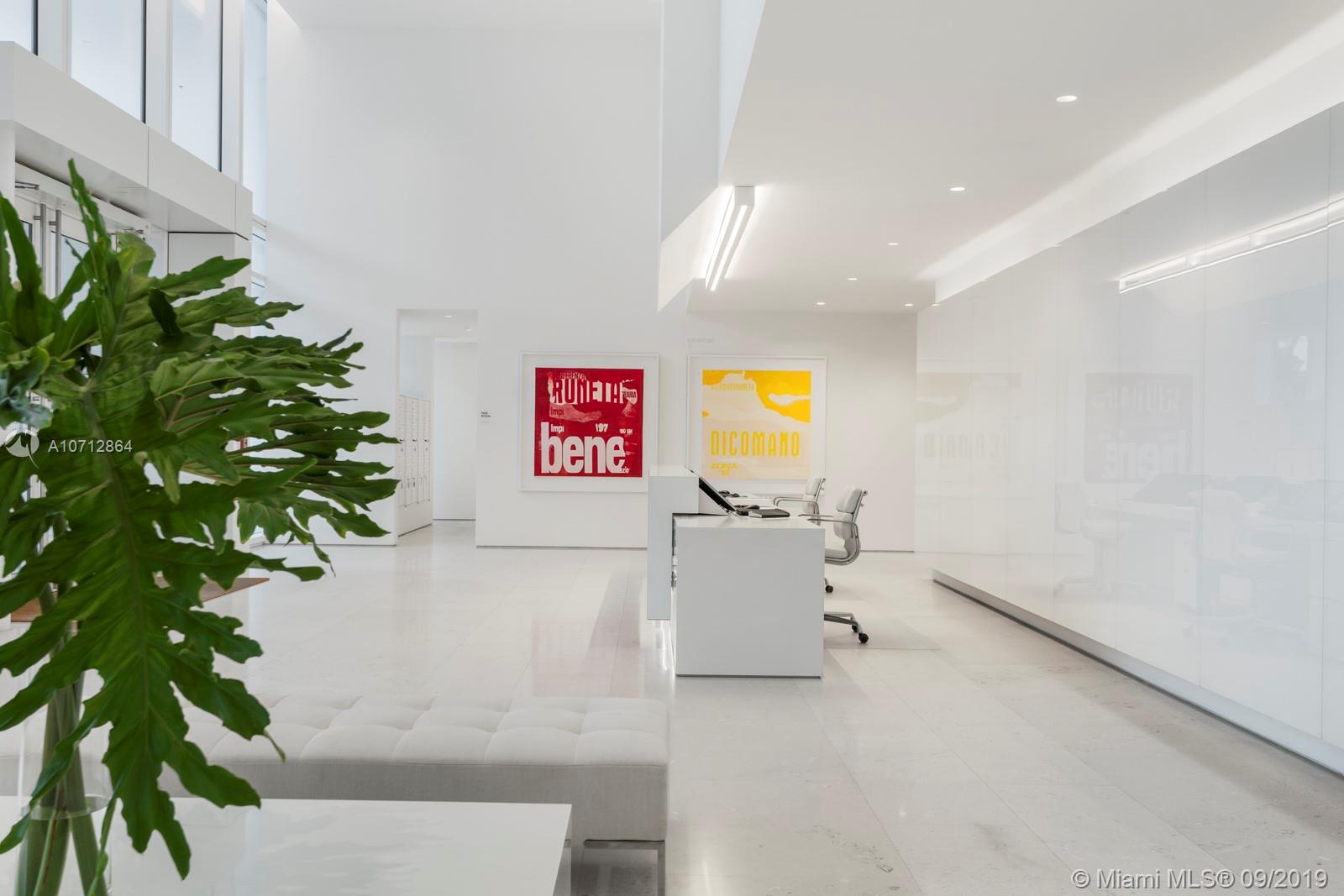 Surf Club Four Seasons - Residential