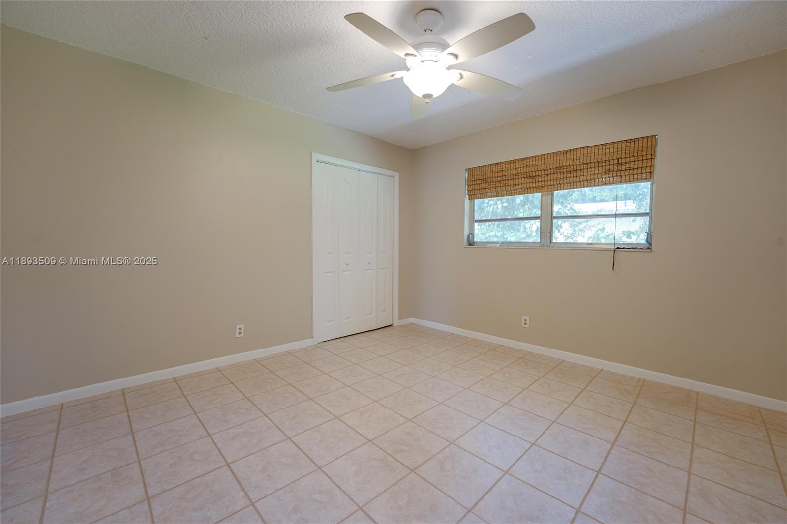 LABEAU ACRES - Residential Lease