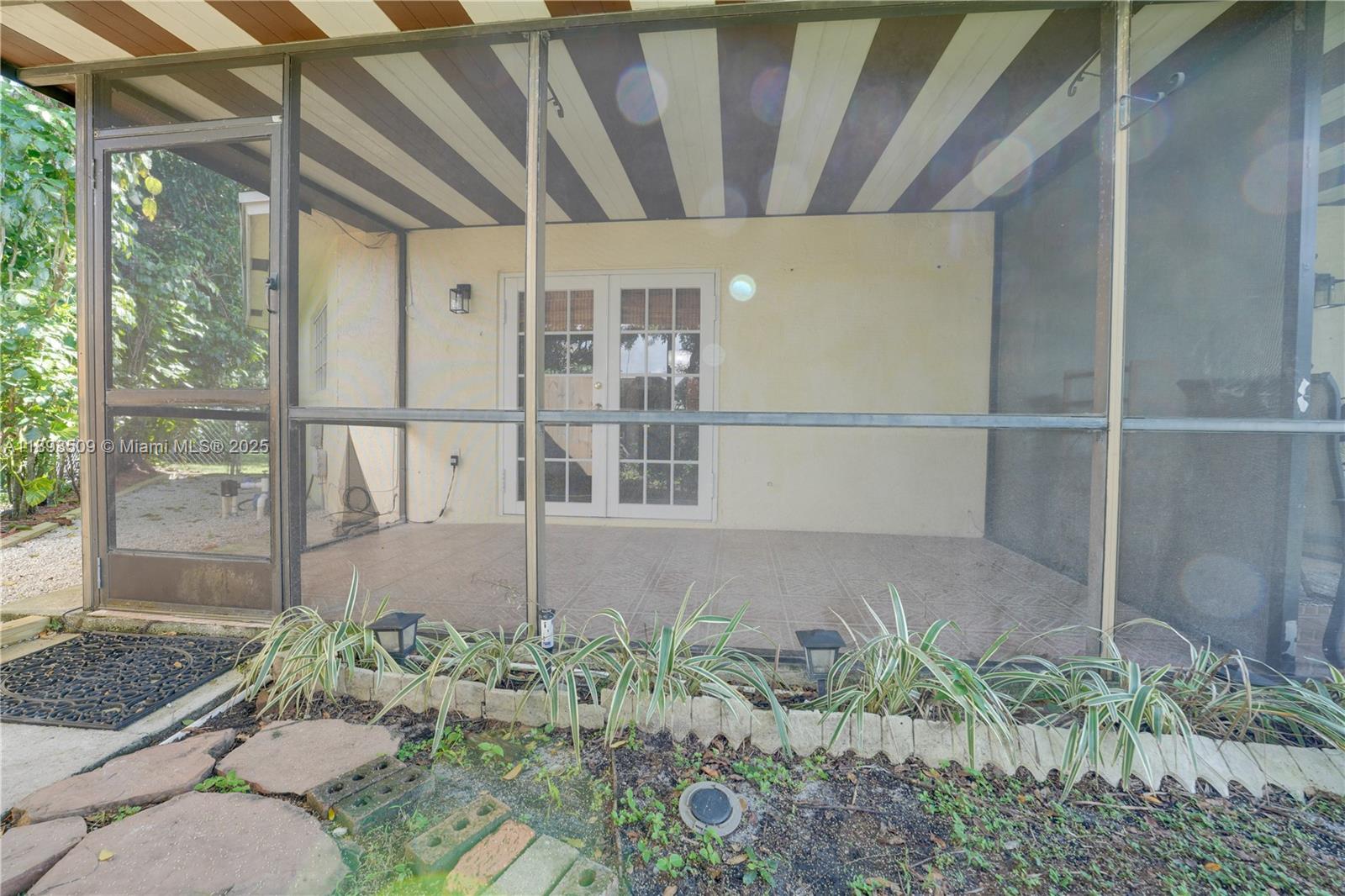 LABEAU ACRES - Residential Lease