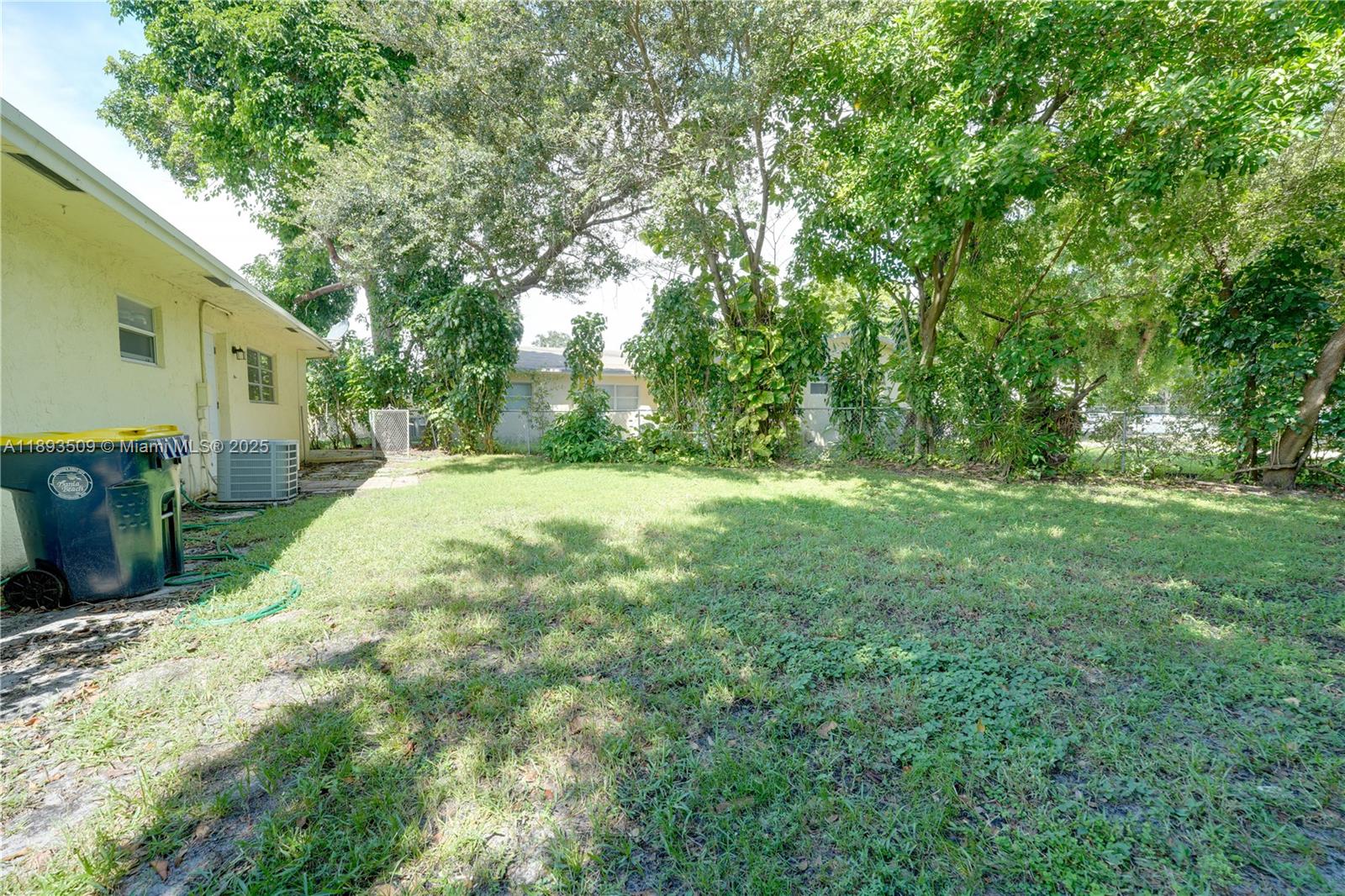 LABEAU ACRES - Residential Lease