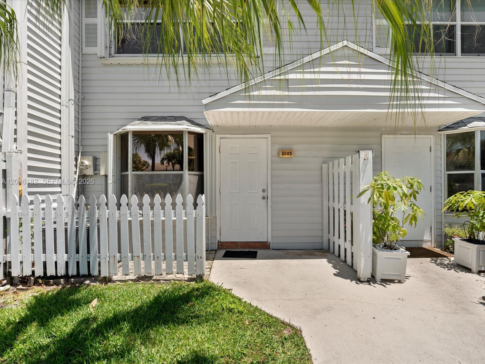 SUN HARBOUR - Residential