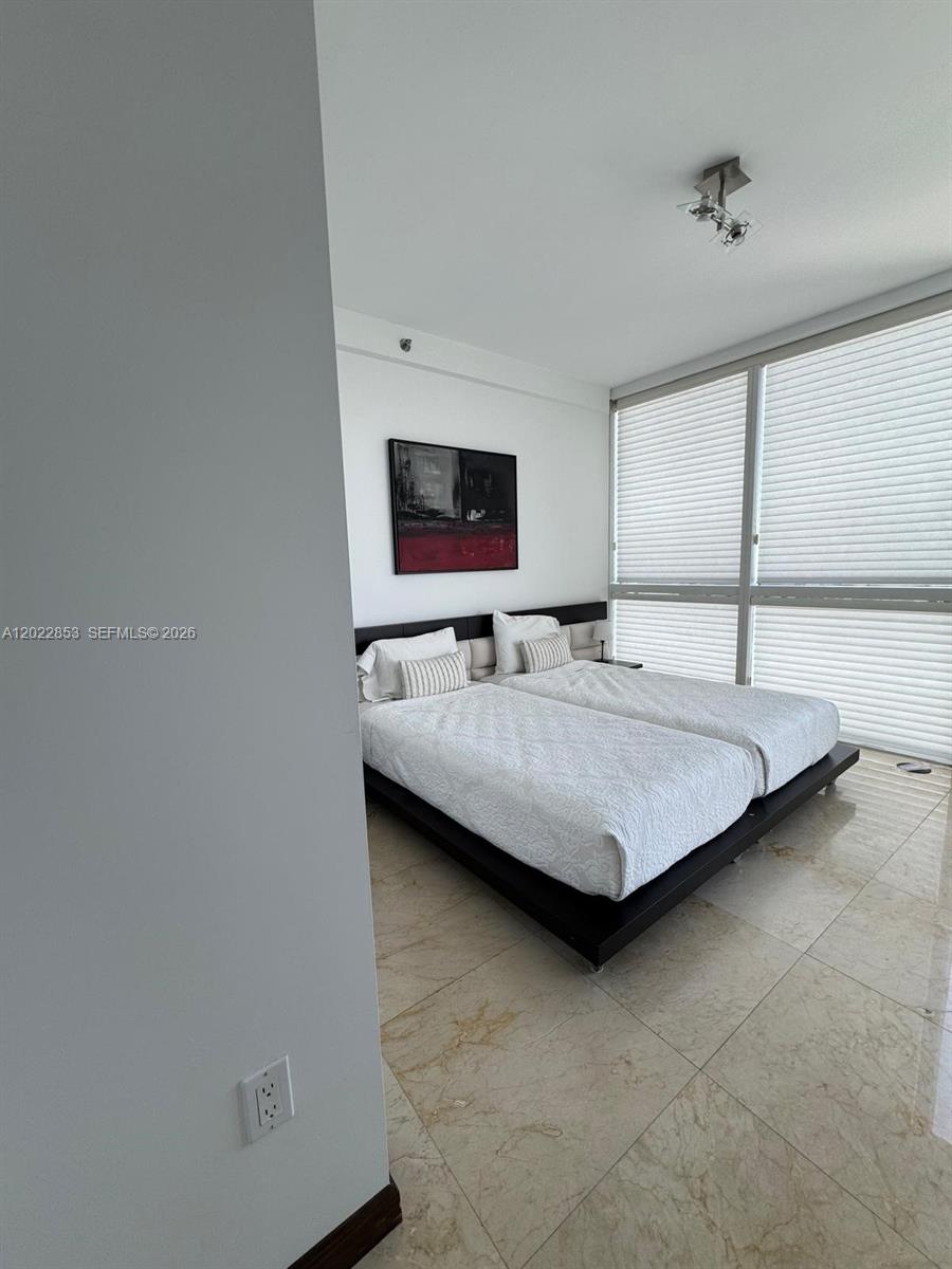 450 Alton Rd 3505