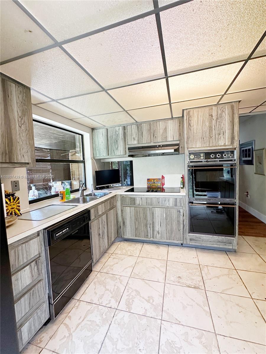 CROSSINGS SEC 6 THE - Residential