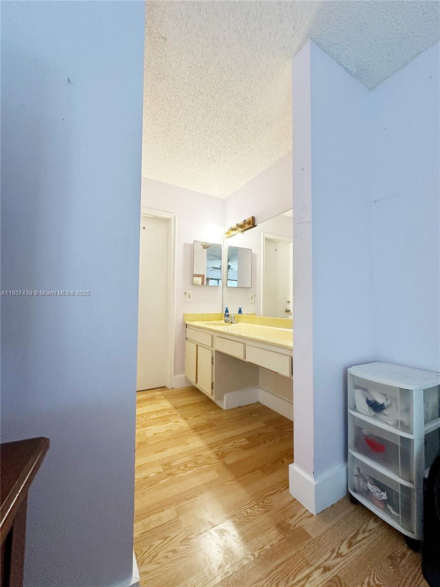 CROSSINGS SEC 6 THE - Residential