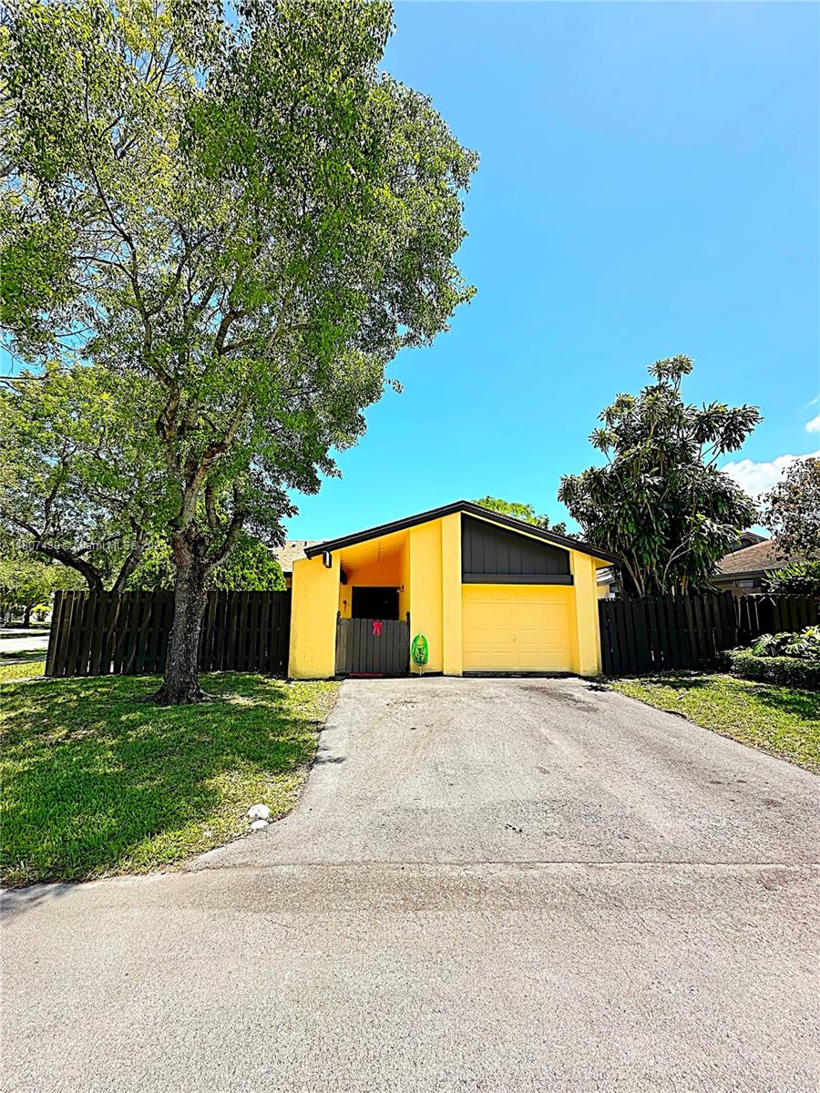 Property for Sale at 13244 Sw 108th St Cir, Miami, Broward County, Florida - Bedrooms: 2 
Bathrooms: 2  - $500,000