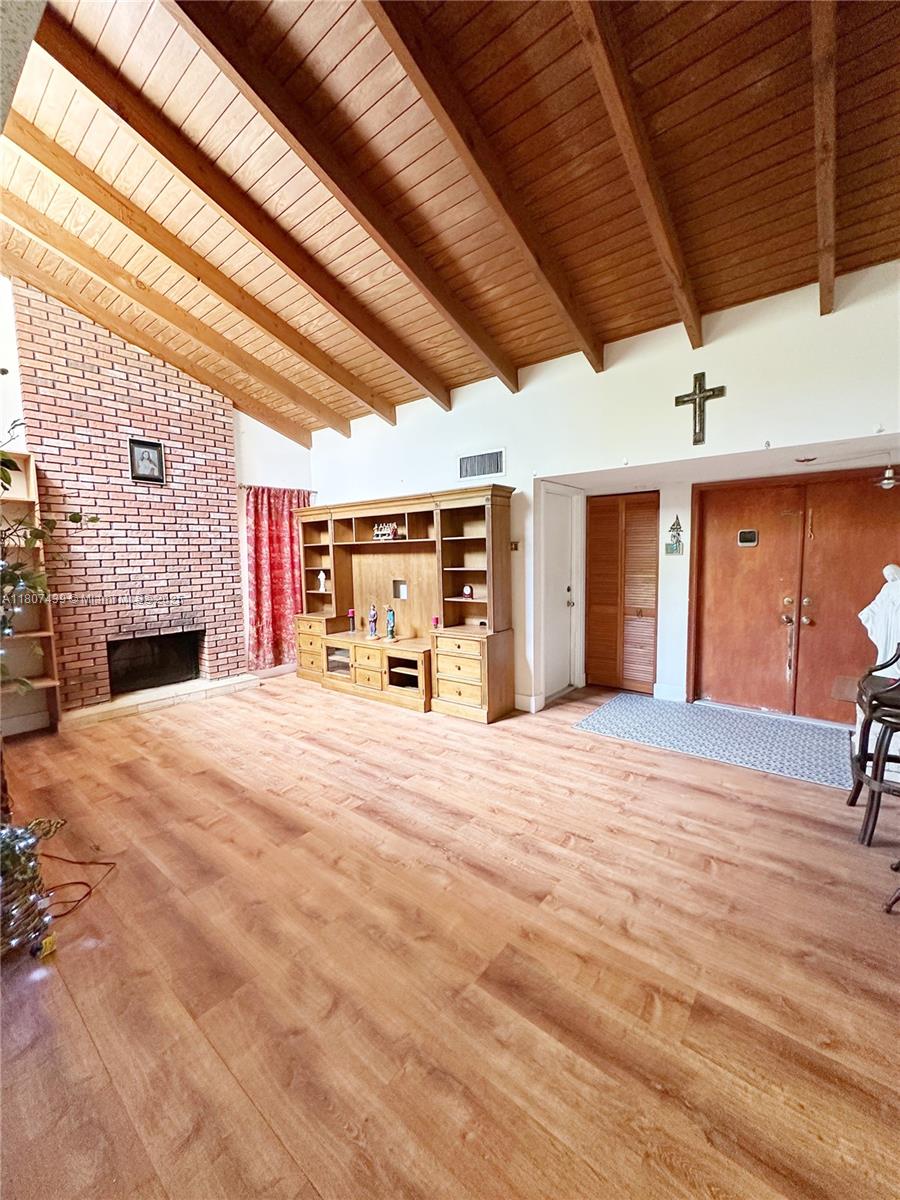 CROSSINGS SEC 6 THE - Residential
