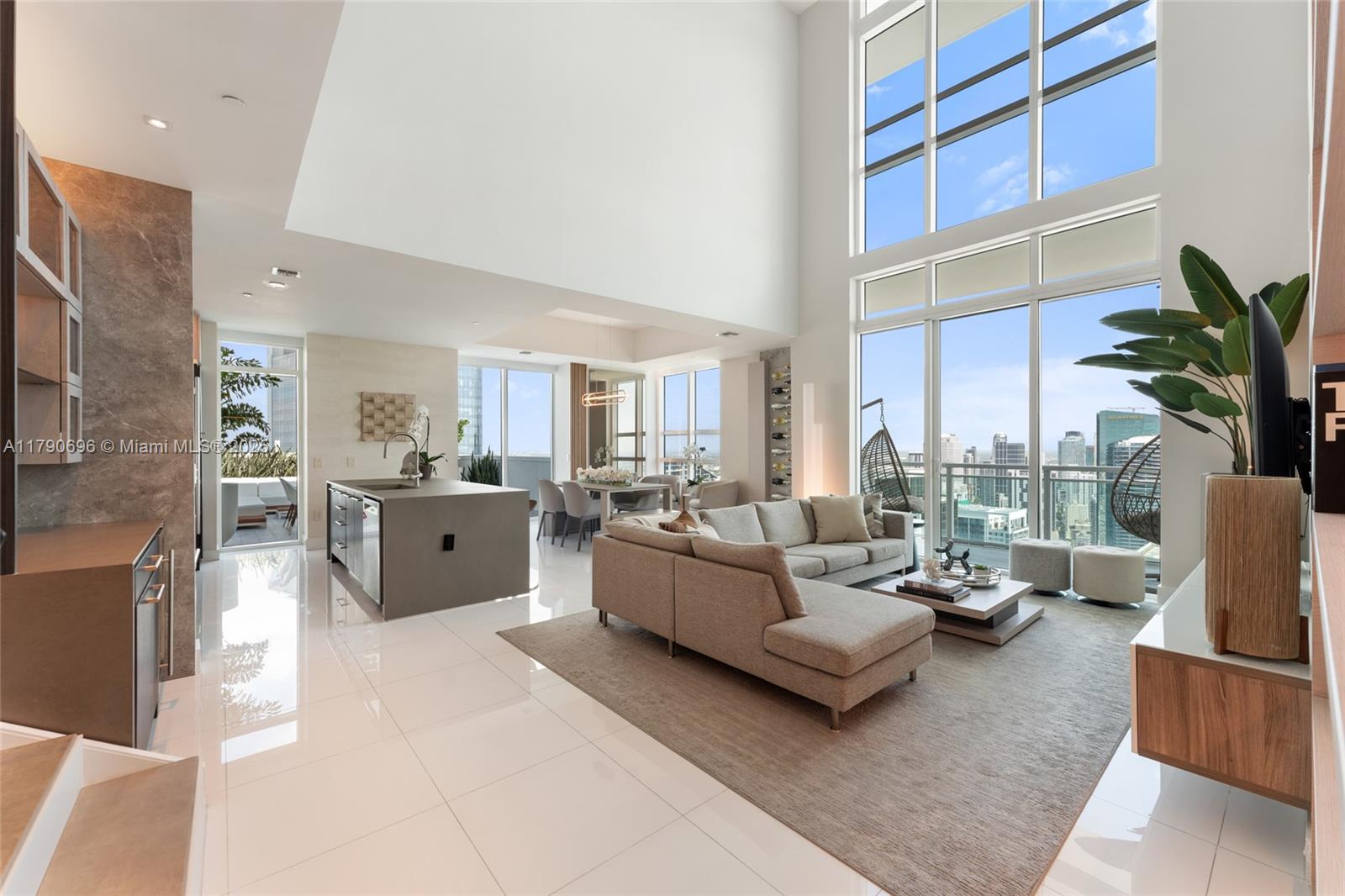 950 Brickell Bay Dr 5504