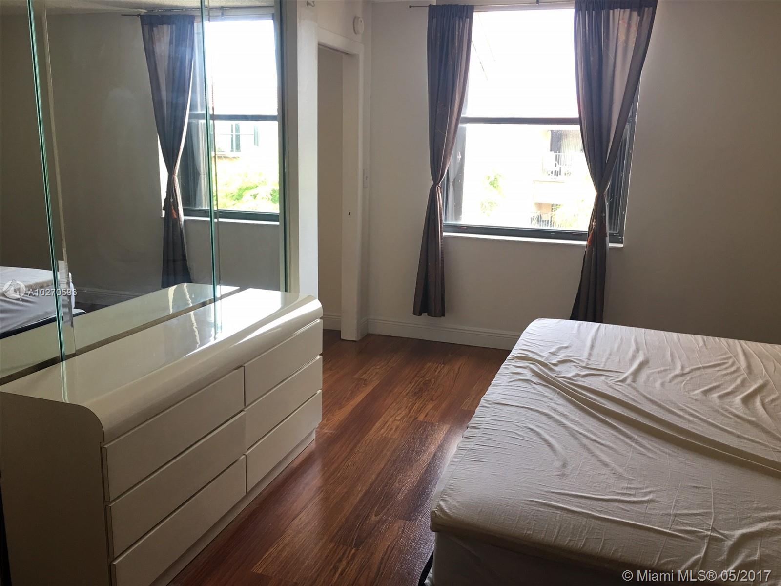 PROMENADE AT KENDALE LAKE - Residential Lease