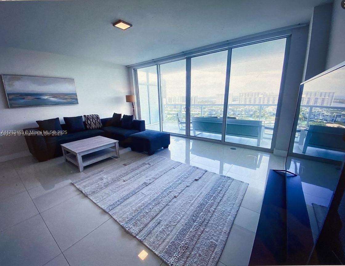 Photo 1 of 400 Sunny Isles Blvd 1618, Sunny Isles Beach, Florida, $1,450,000, Web #: 11752453