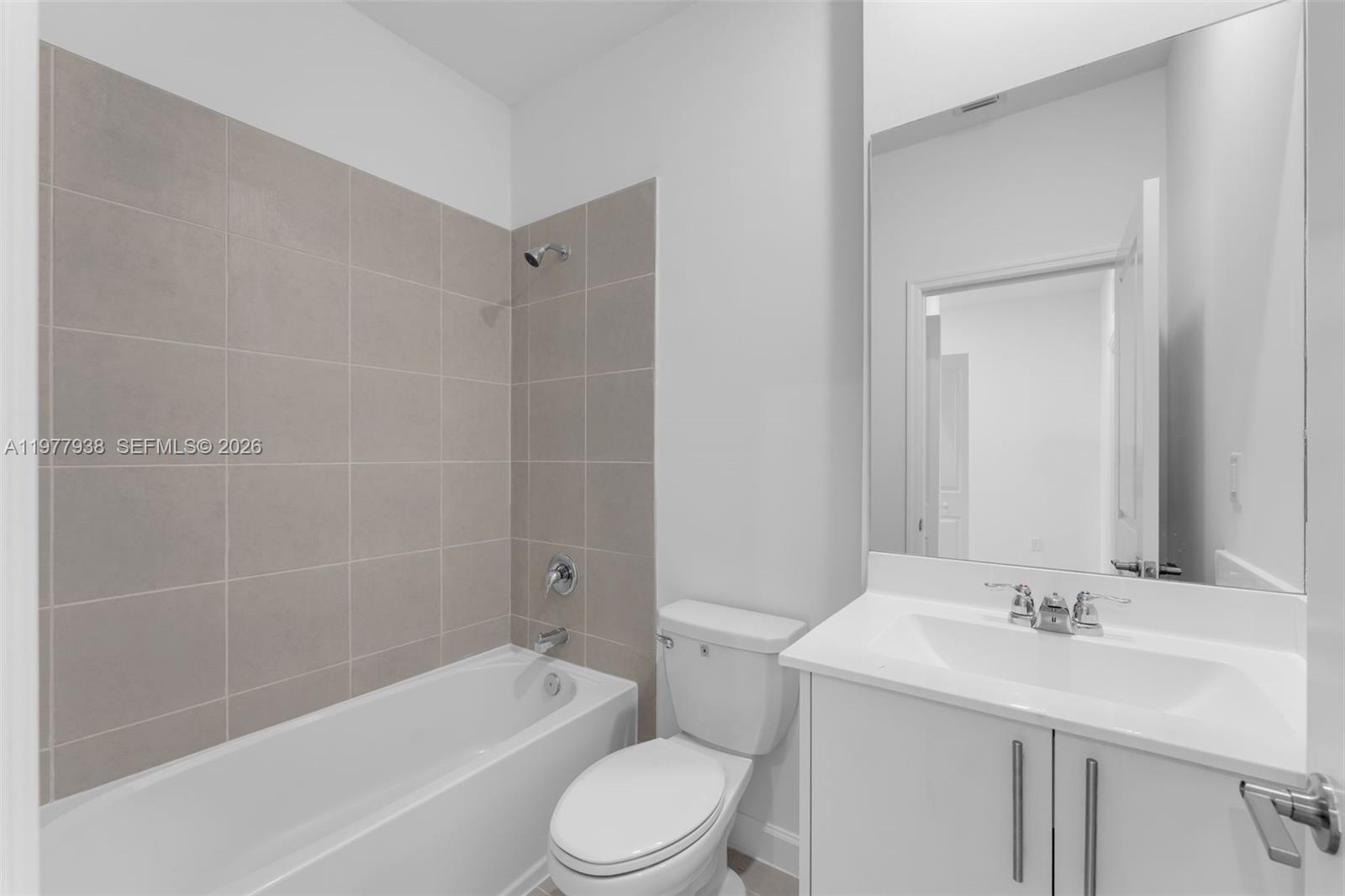 ST GERMAIN ASSEMBLAGE - Residential