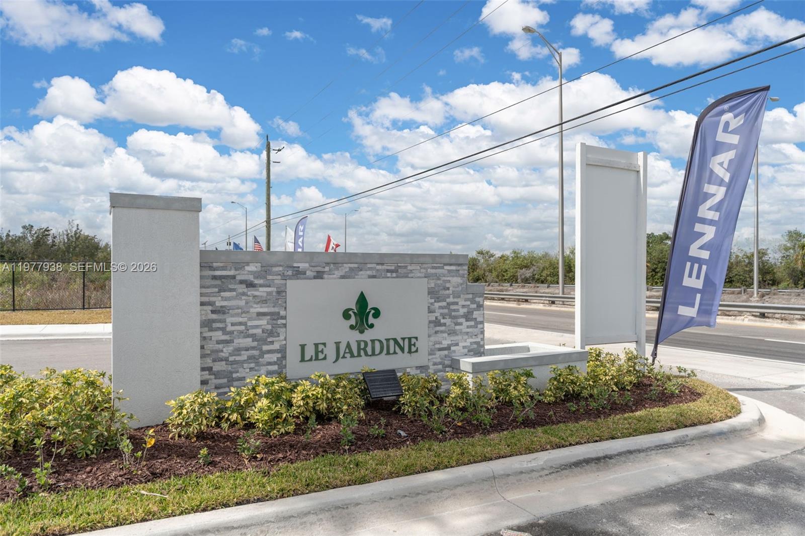 ST GERMAIN ASSEMBLAGE - Residential