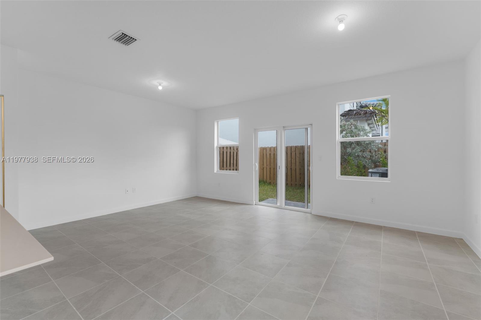 ST GERMAIN ASSEMBLAGE - Residential