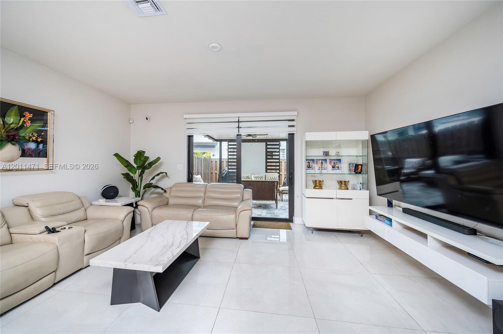 MC RESIDENTIAL - Residential