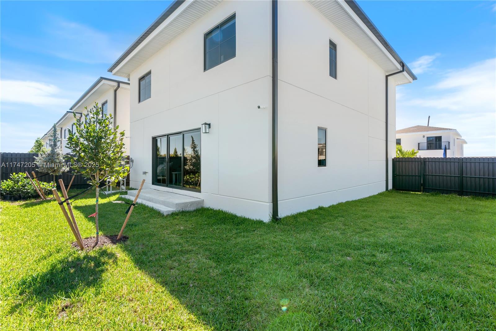 On Alba ONX Homes - Residential