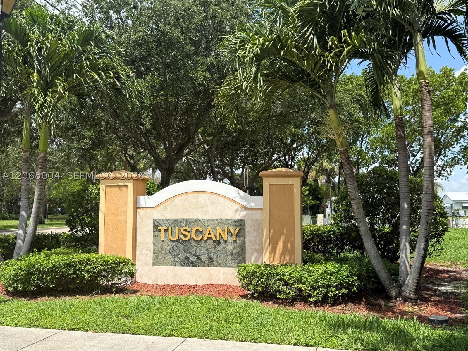 5733 Tuscany Way, Tamarac FL 33321