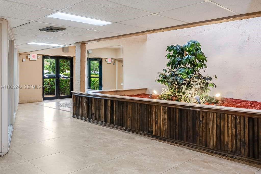 TARA GARDENS 1 CONDO - Residential